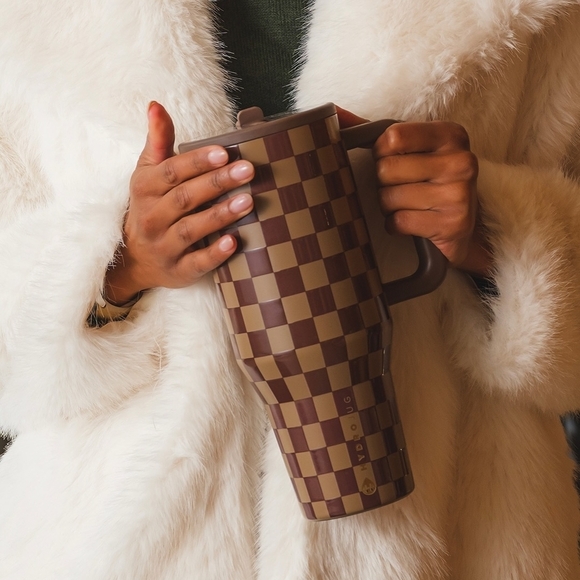 🤎 HydroJug Autumn Checkers 32oz - Picture 1 of 8